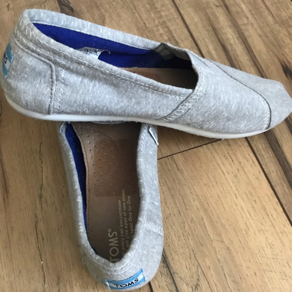 Grey TOMS shoes!